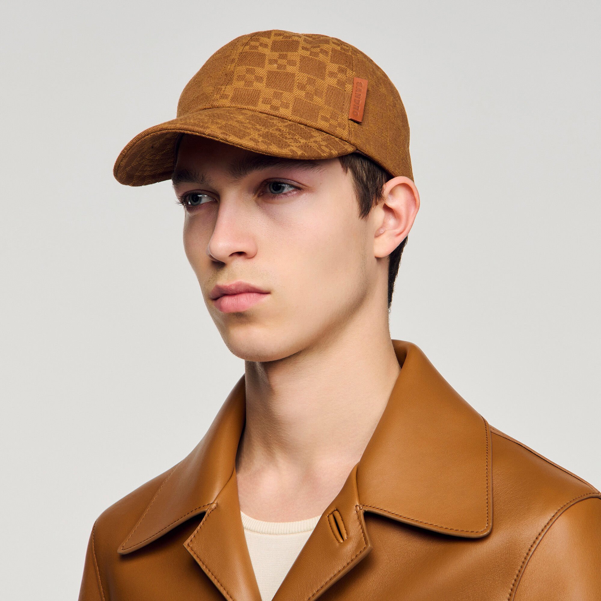 Denim-Kappe mit Kreuz-Muster