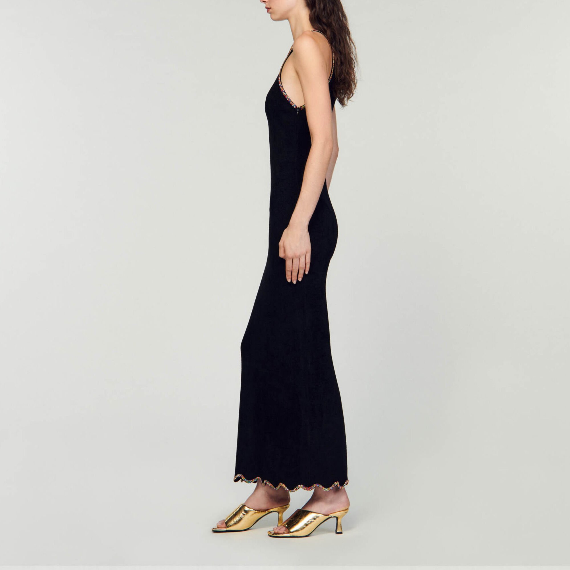 Langes Kleid ohne Ärmel