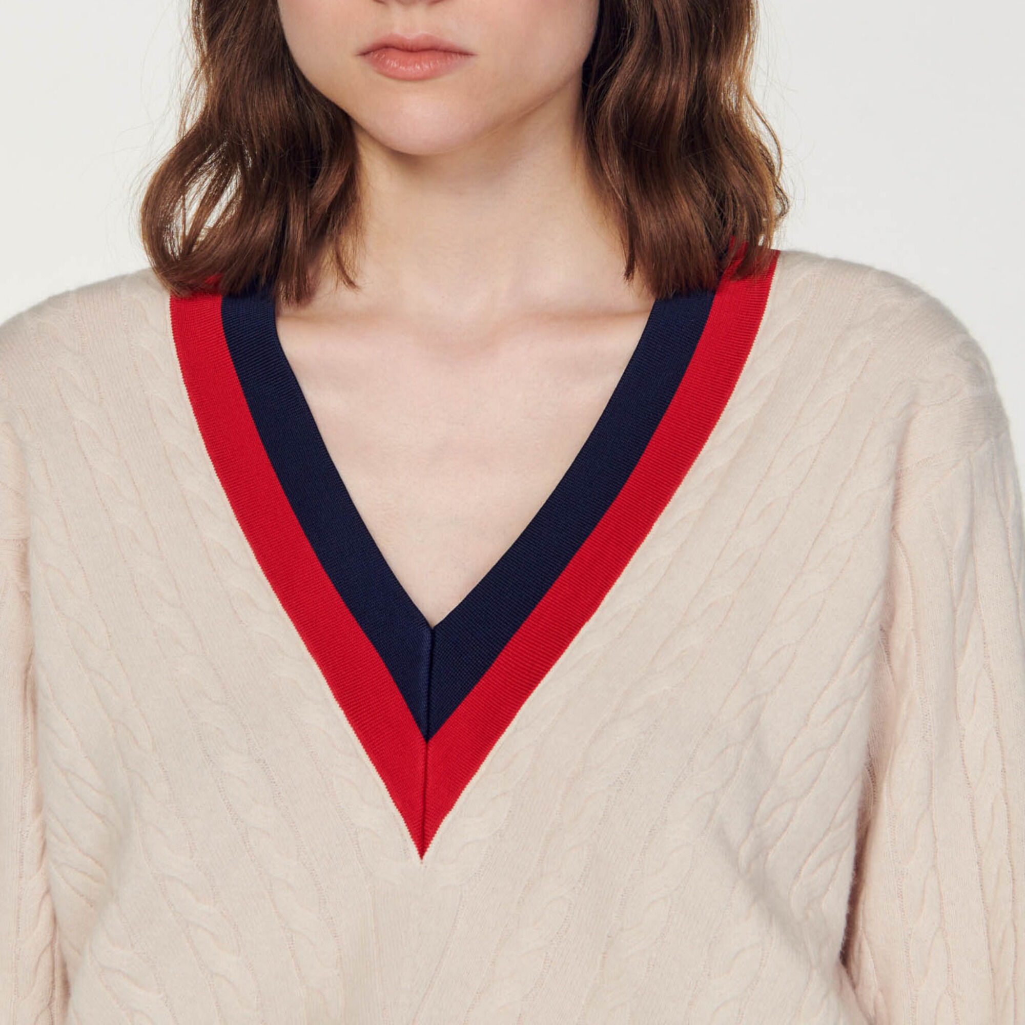 Pullover aus Kabelstrick