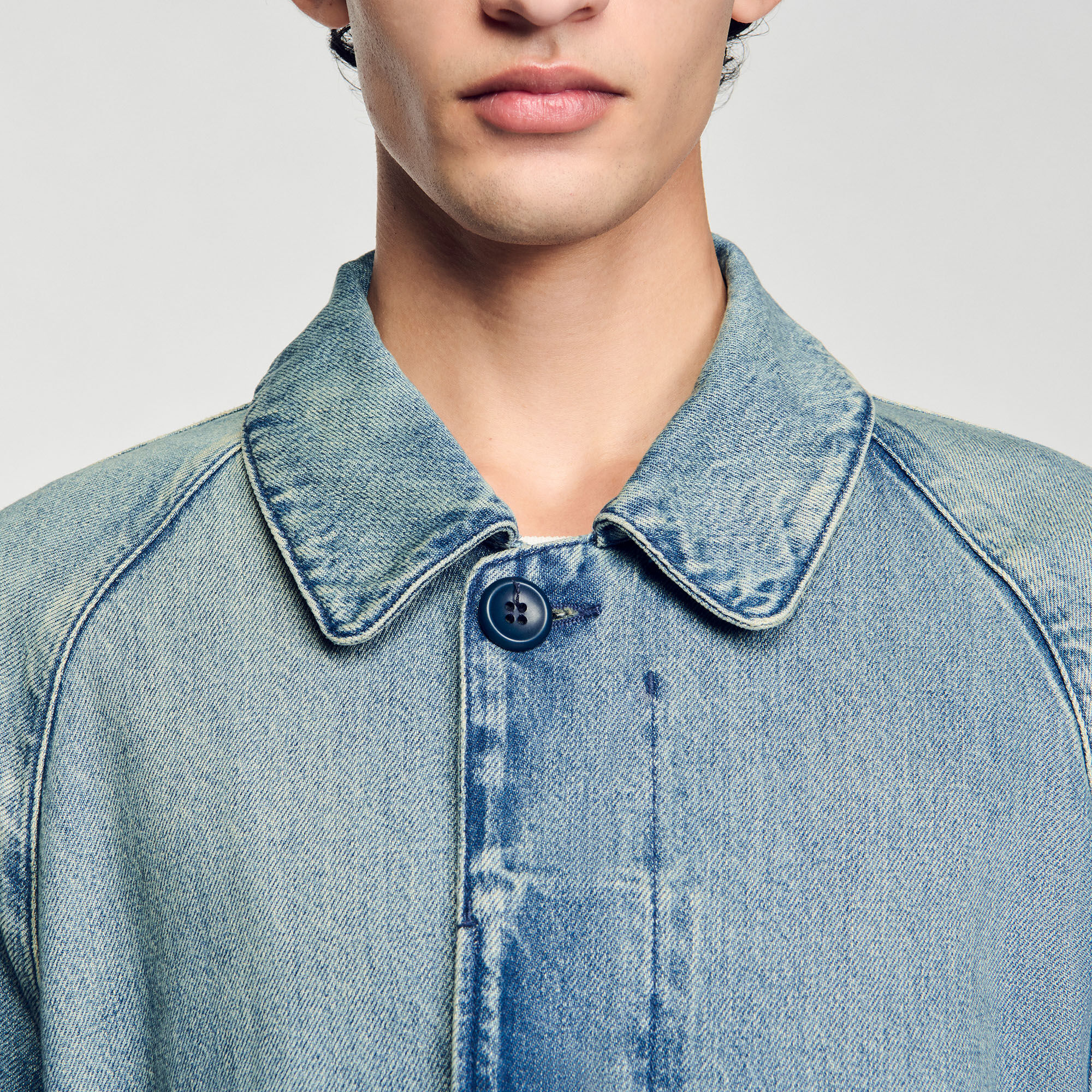 Langer Mantel aus Jeansstoff