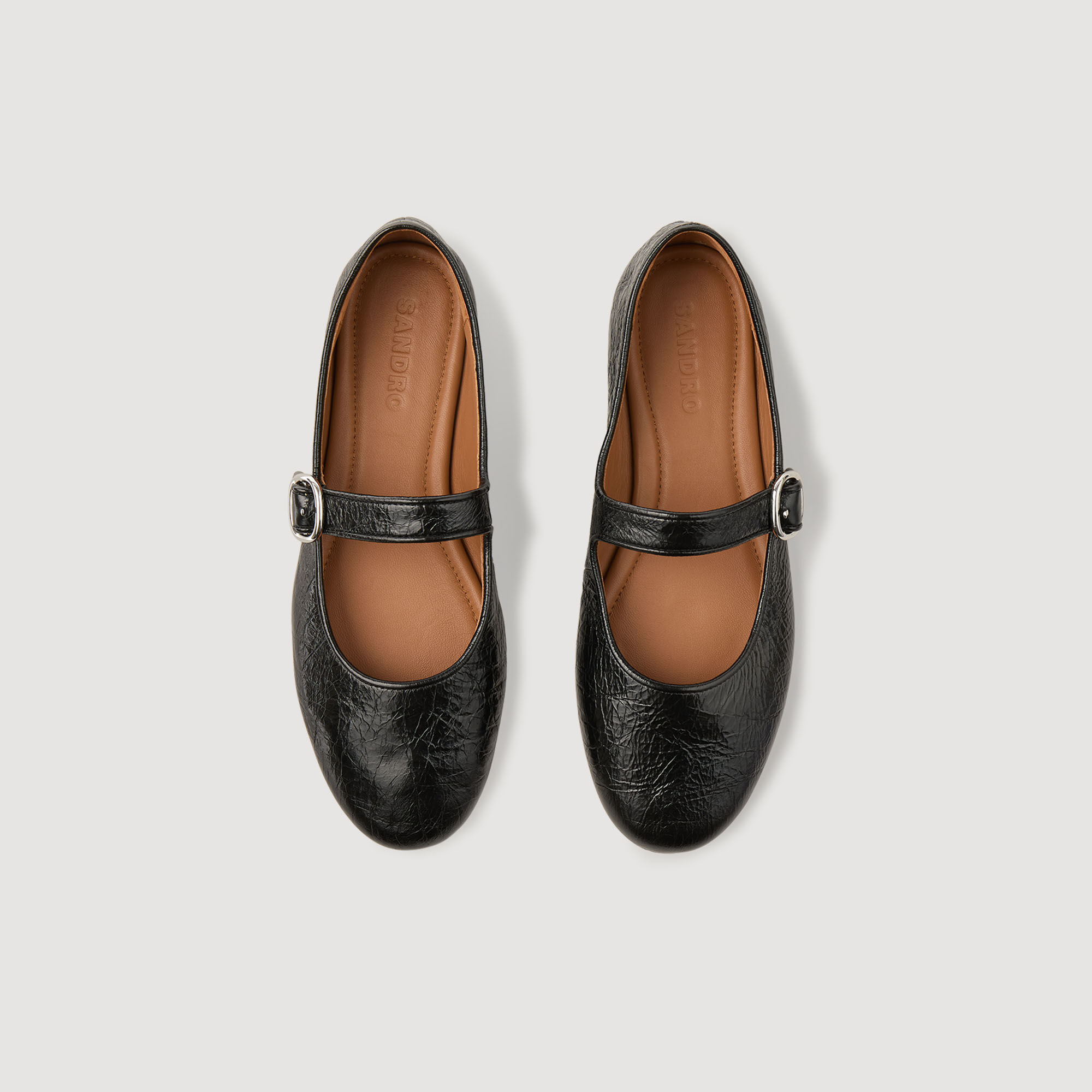 Ballerinas aus Lackleder