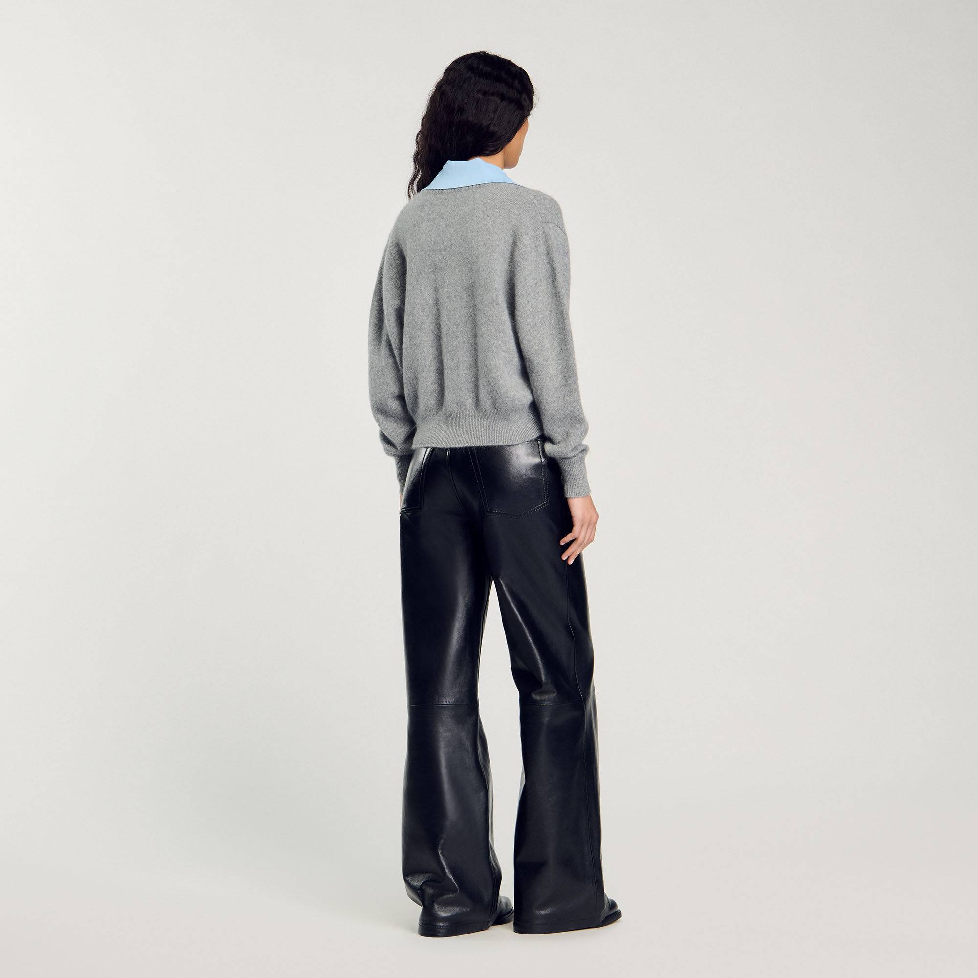 Pullover mit doppeltem Kragen