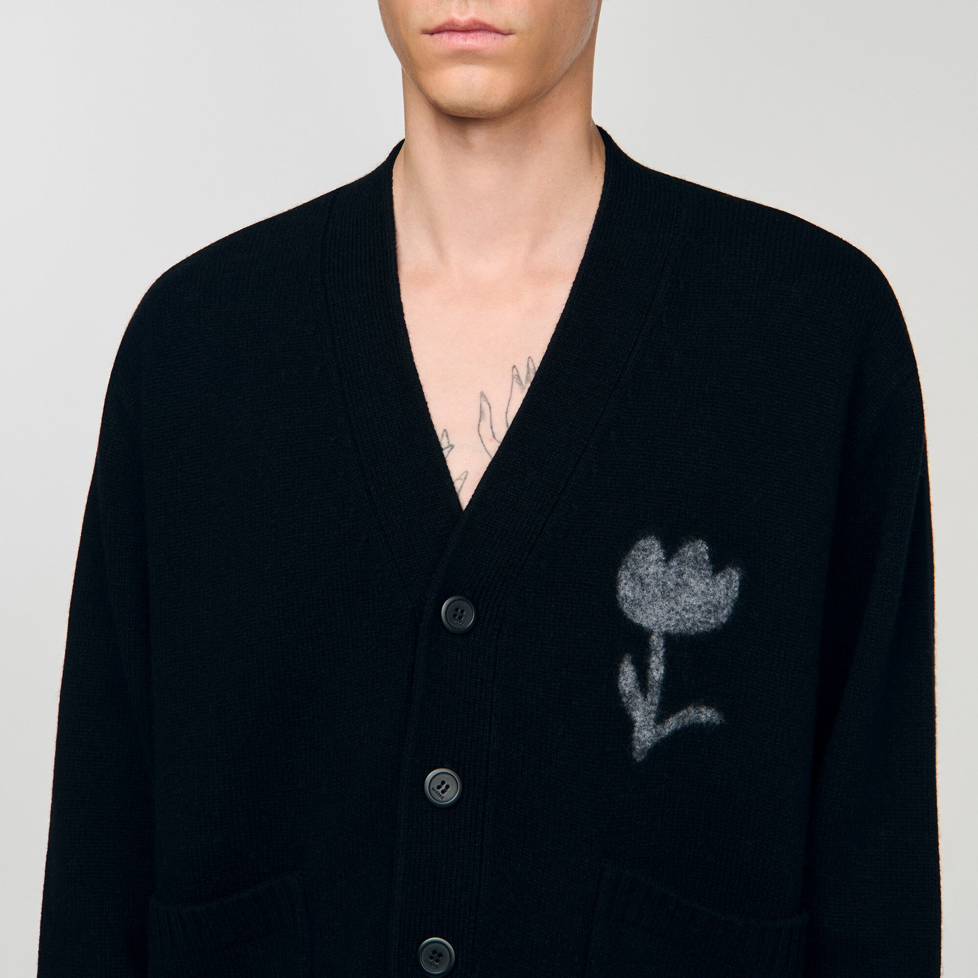 Cardigan mit Blumendetail