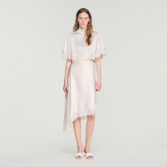 Asymmetrischer Satinrock mit Spitze