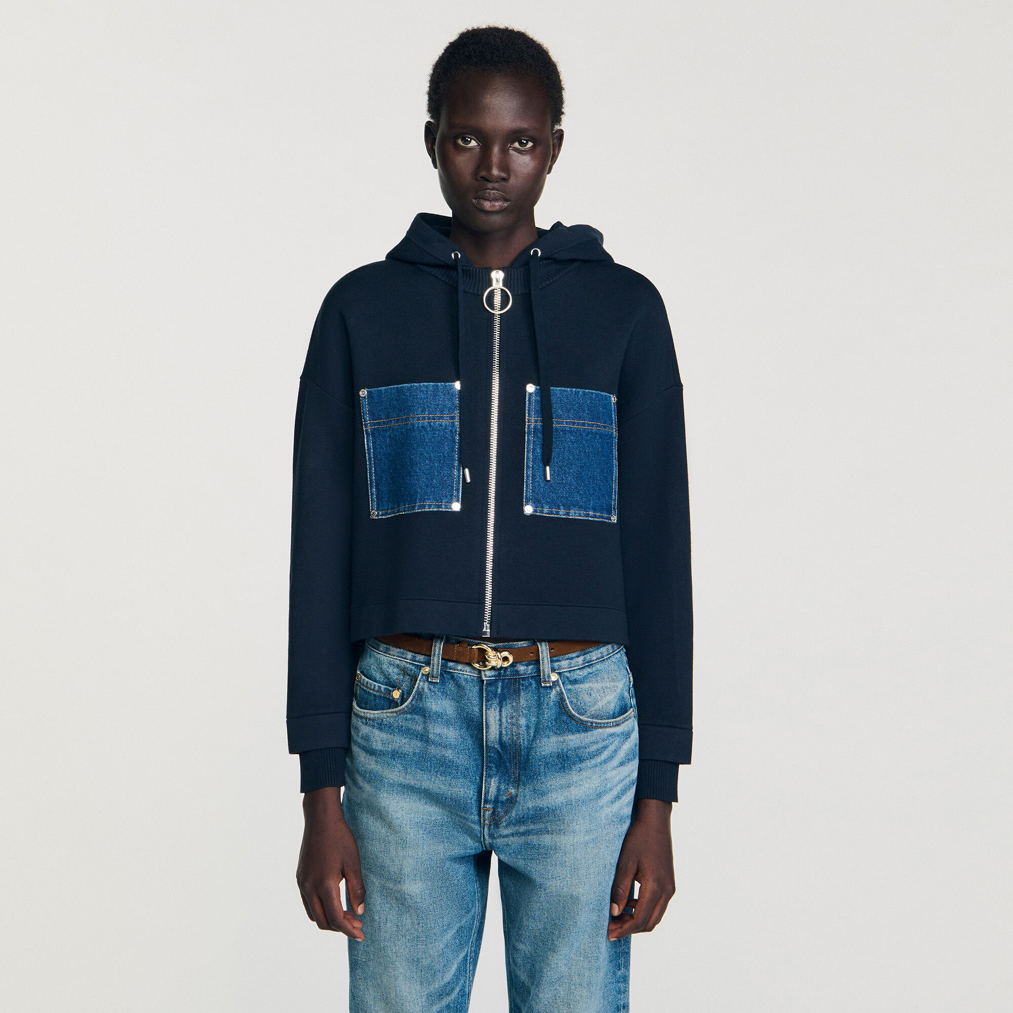 Sweatshirt aus Strick und Denim
