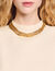 Kurzes Stricktop mit Halskette
