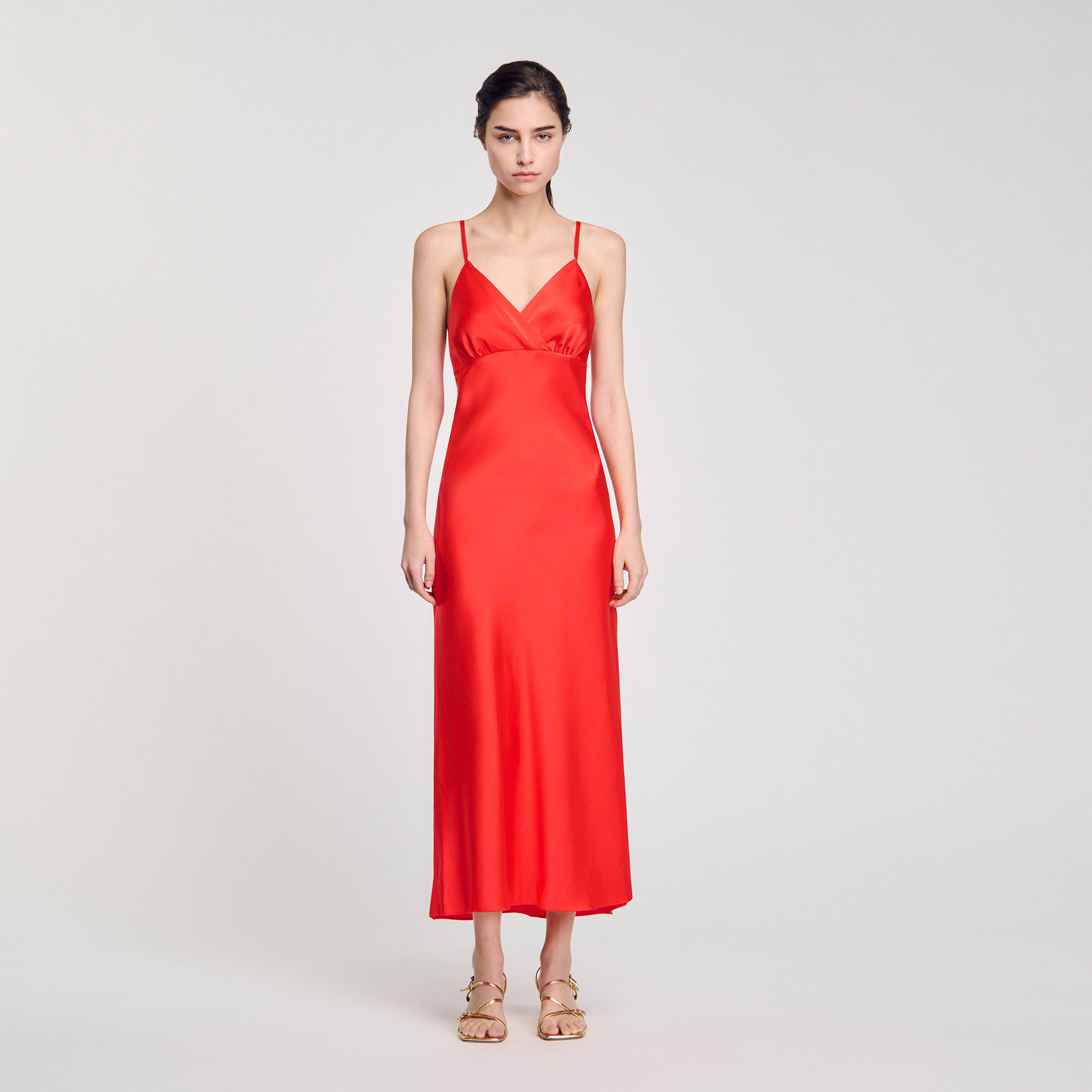 Fließendes Trägerkleid