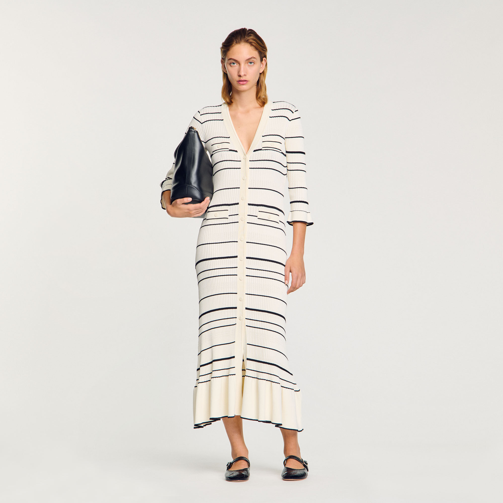 Langes Strickkleid mit Streifen