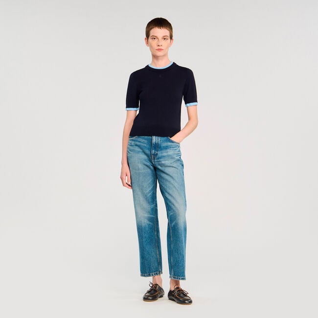 Zweifarbiger kurzer Pullover