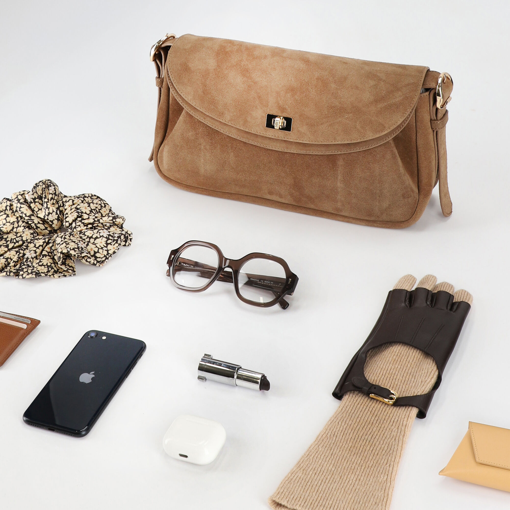 Ledertasche Le Mambo aus Wildleder