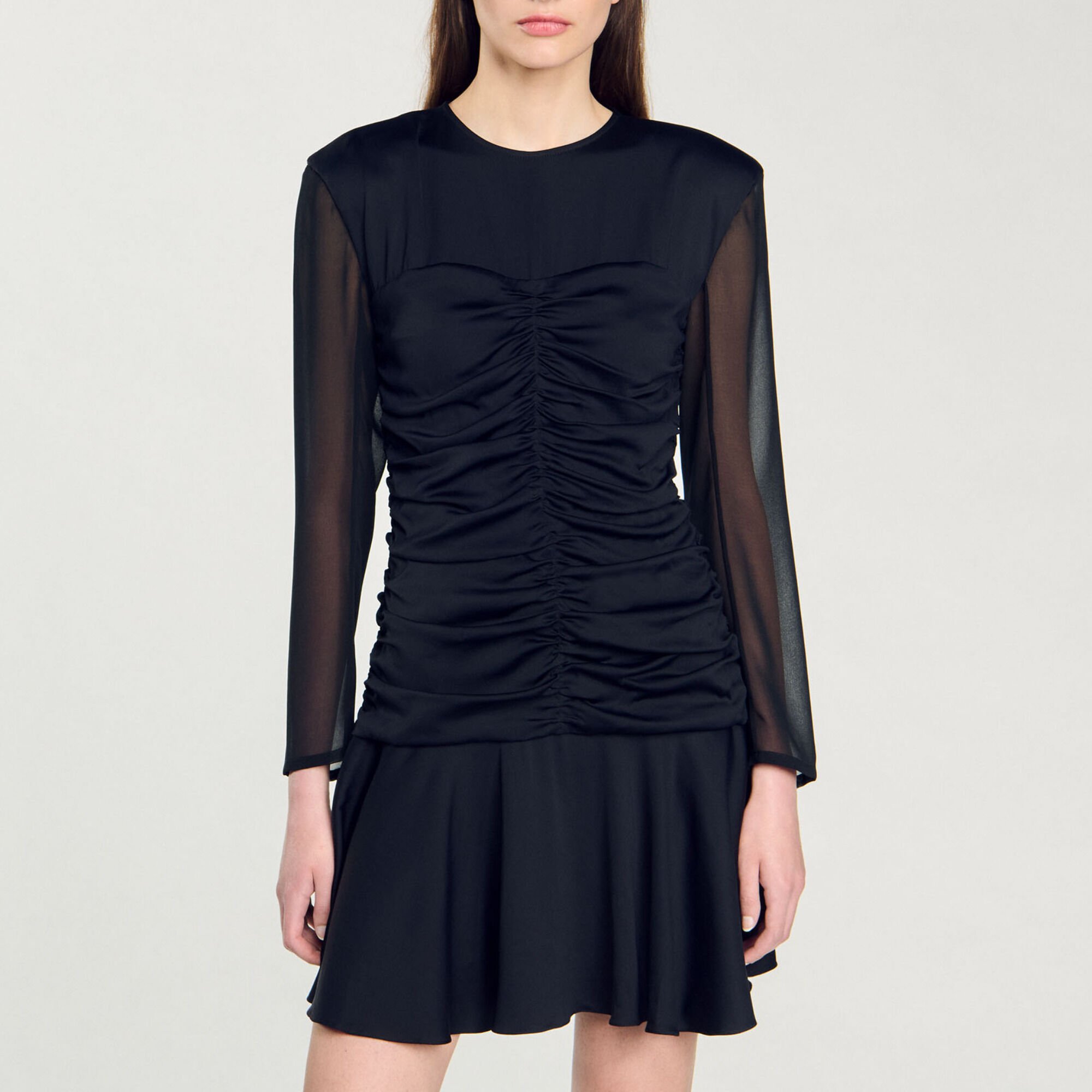 Kurzes drapiertes Kleid