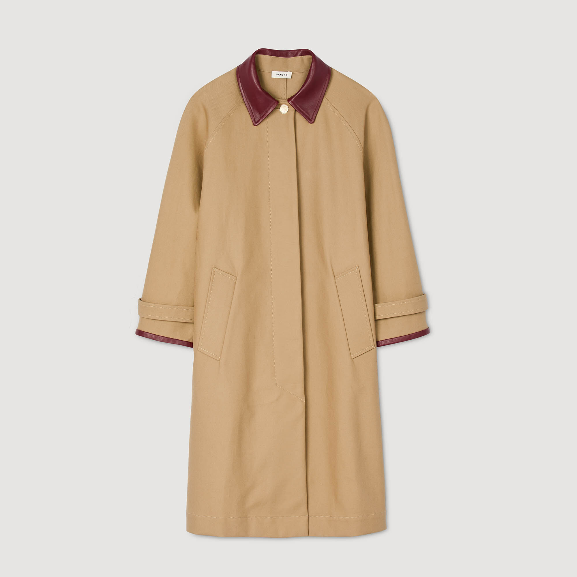 Langer Trenchcoat mit Lederkragen