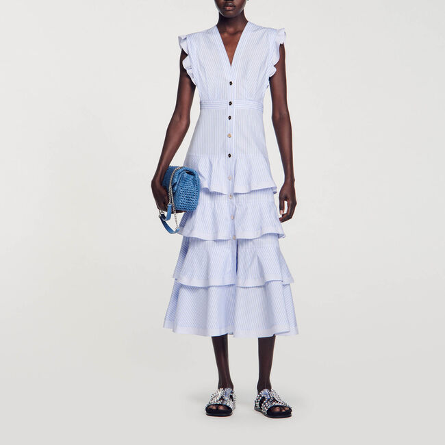 Langes Kleid mit Volants