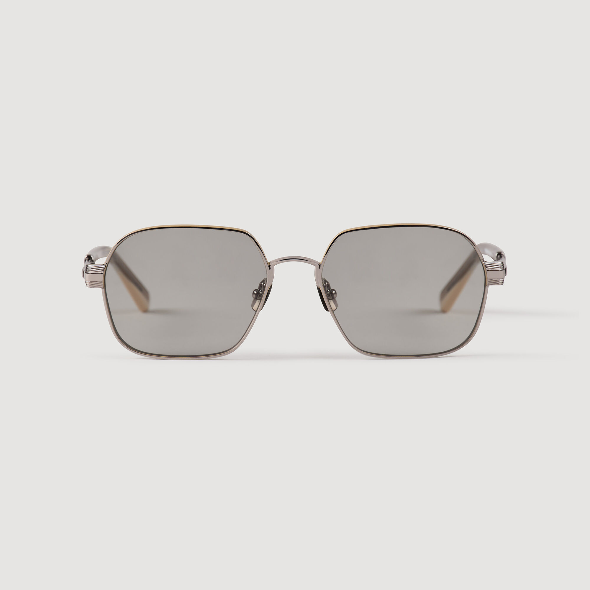 Sonnenbrille aus Metall