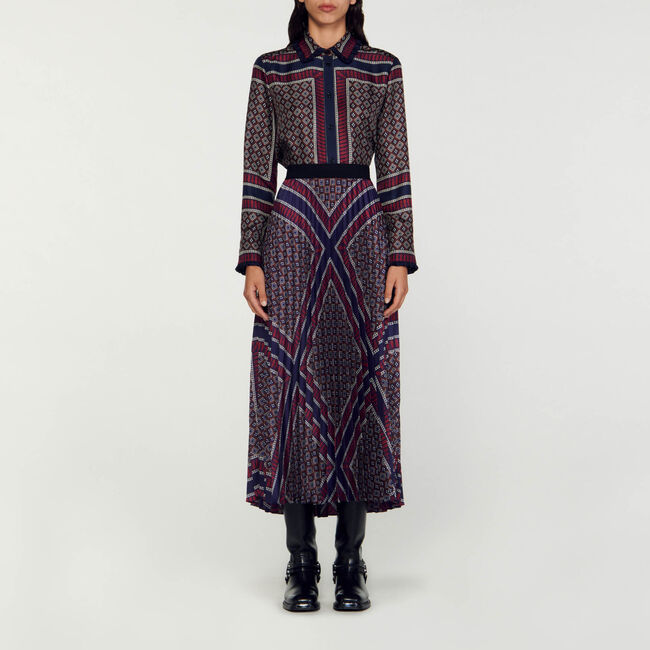 Langer gemusterter Faltenrock