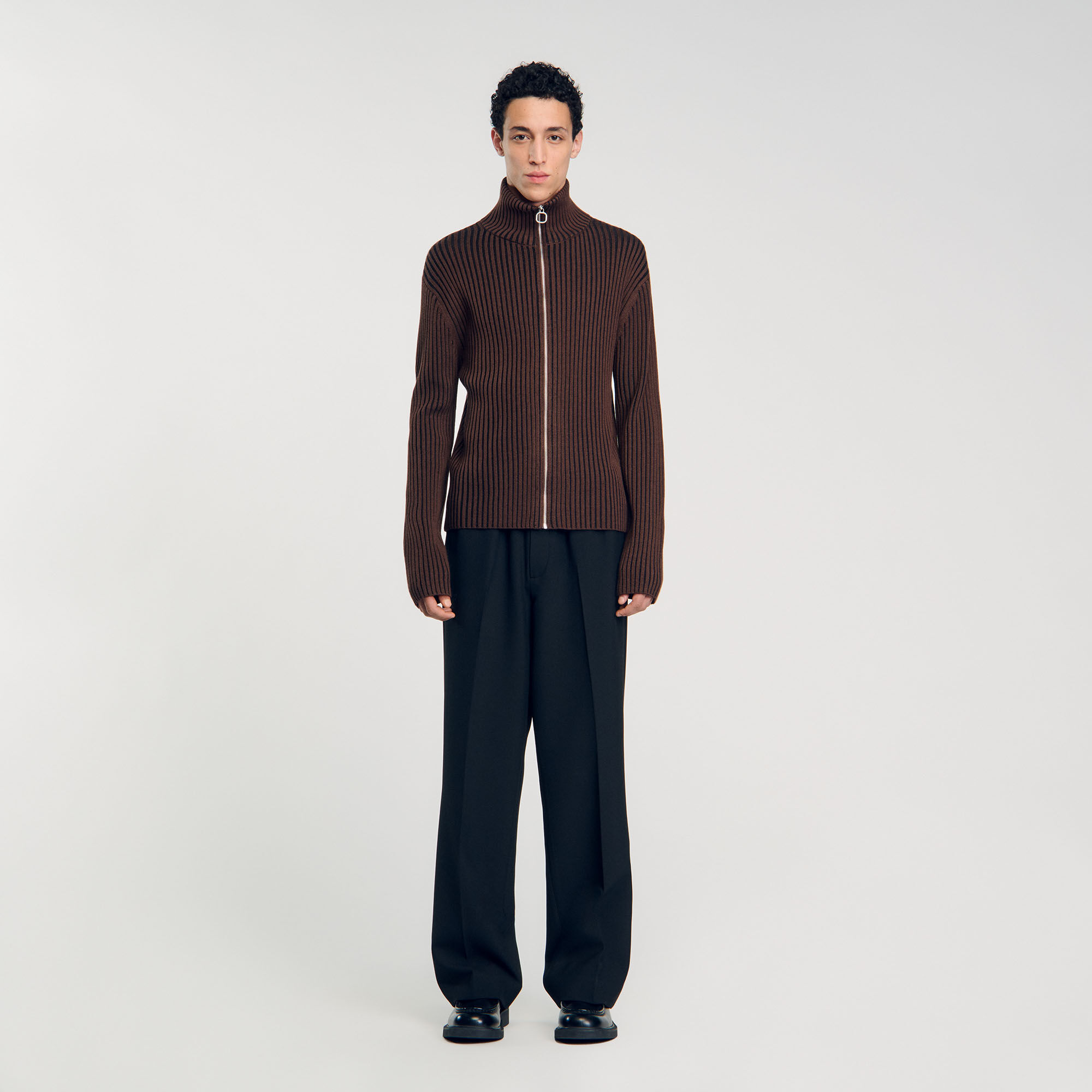 Rippstrick-Cardigan