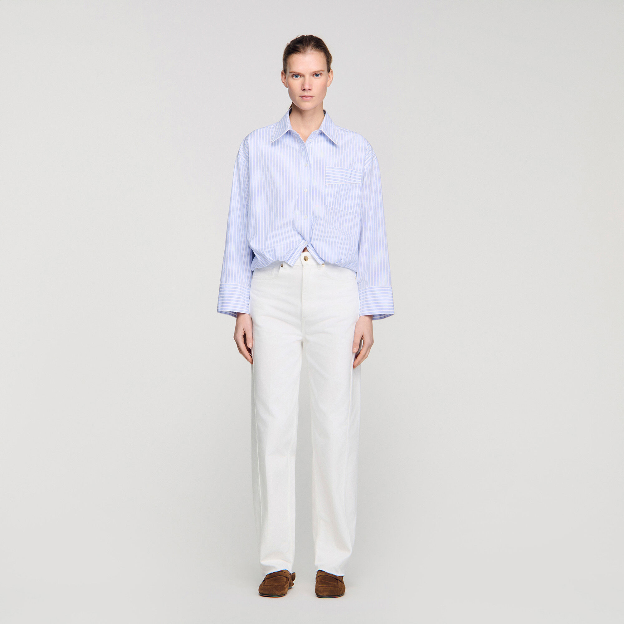 Kurze gestreifte Hemdbluse