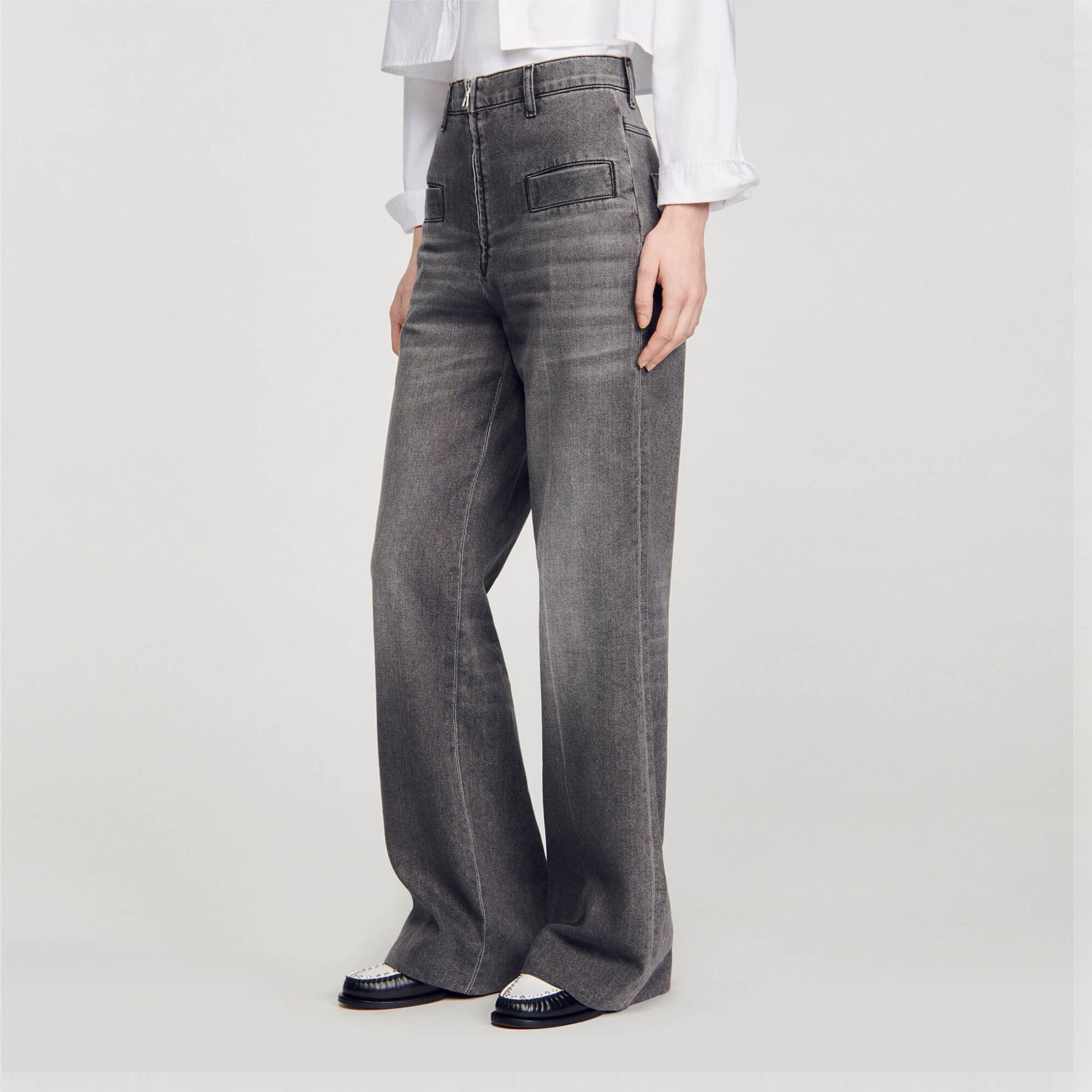 Verwaschene Flared Jeans