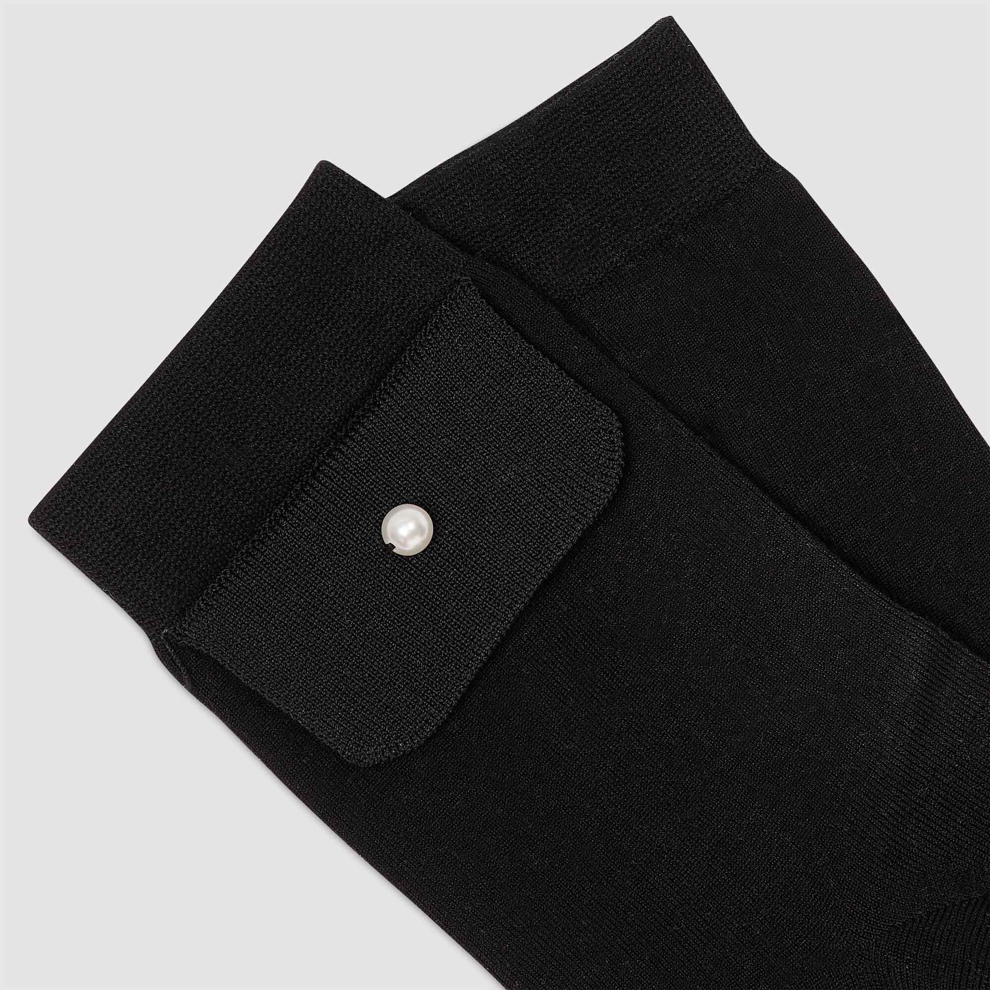 Socken mit Perlendetail