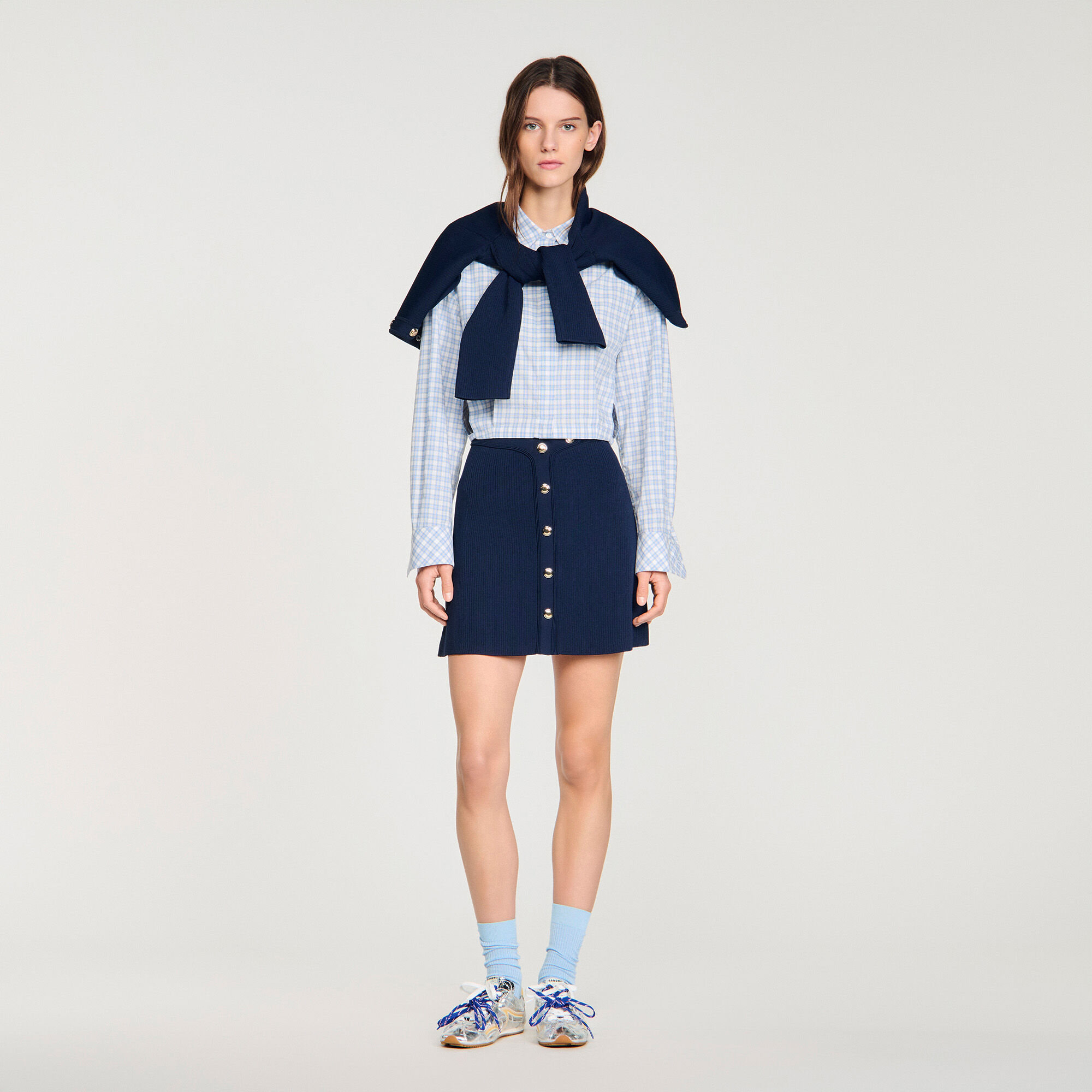 Kurzer Rippenrock mit Druckkn&ouml;pfen