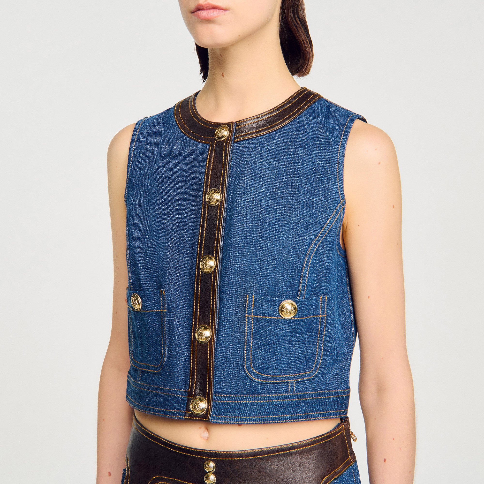 Top aus Denim und Leder