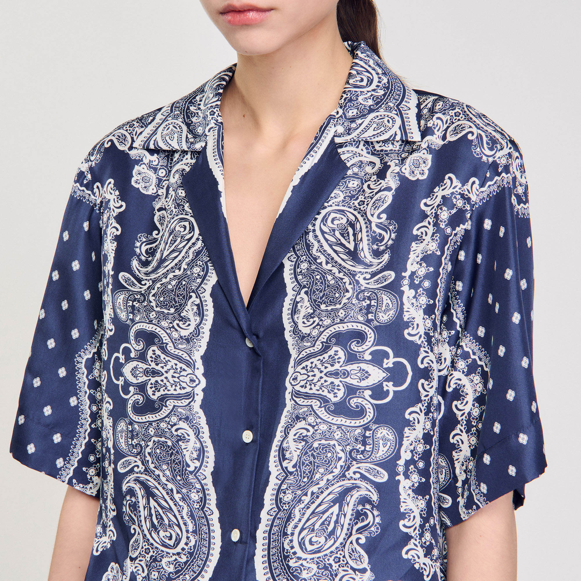 Hemd mit Bandana-Druckmuster