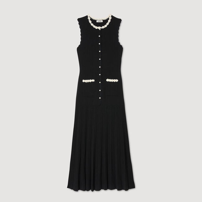 Langes Kleid mit Häkeldetails