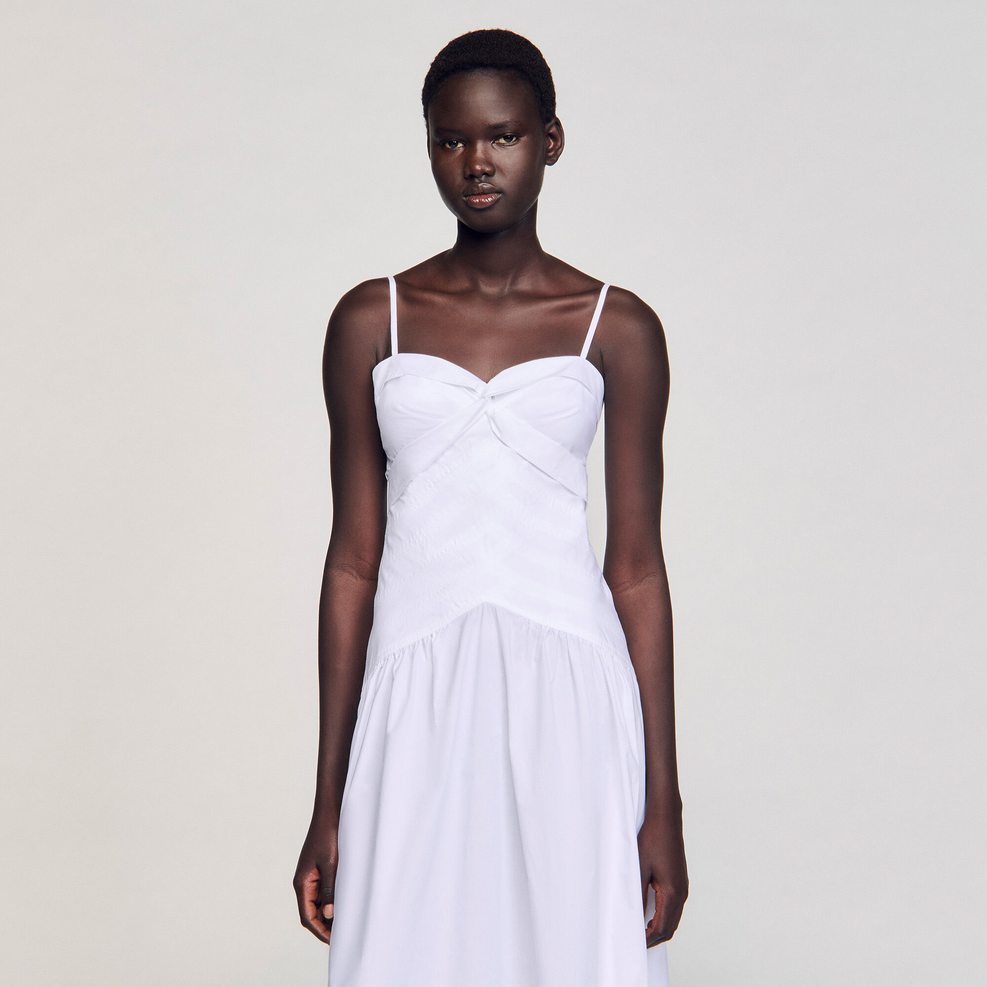Langes Kleid mit drapiertem Bustier