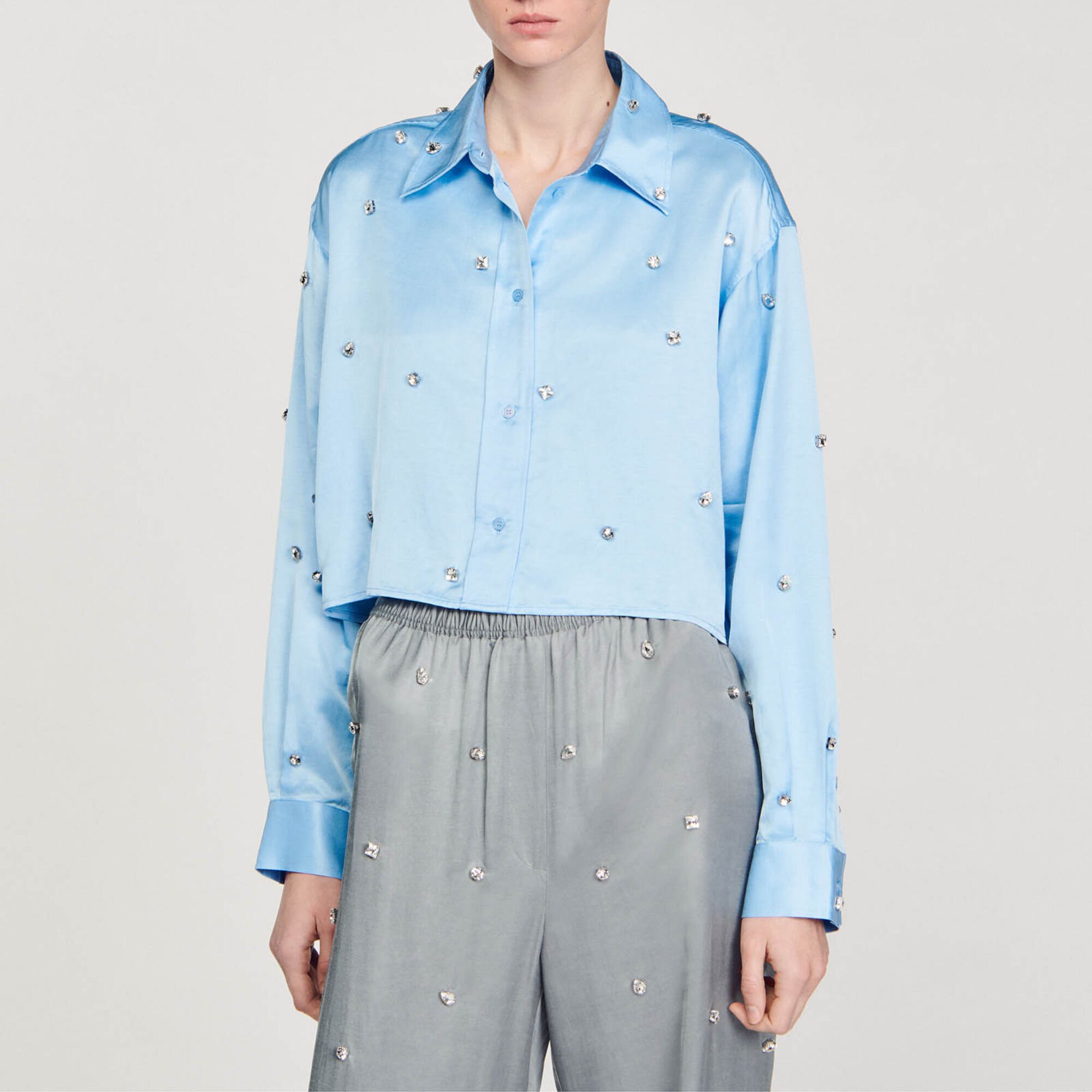Satinhemd mit Strass-Verzierung