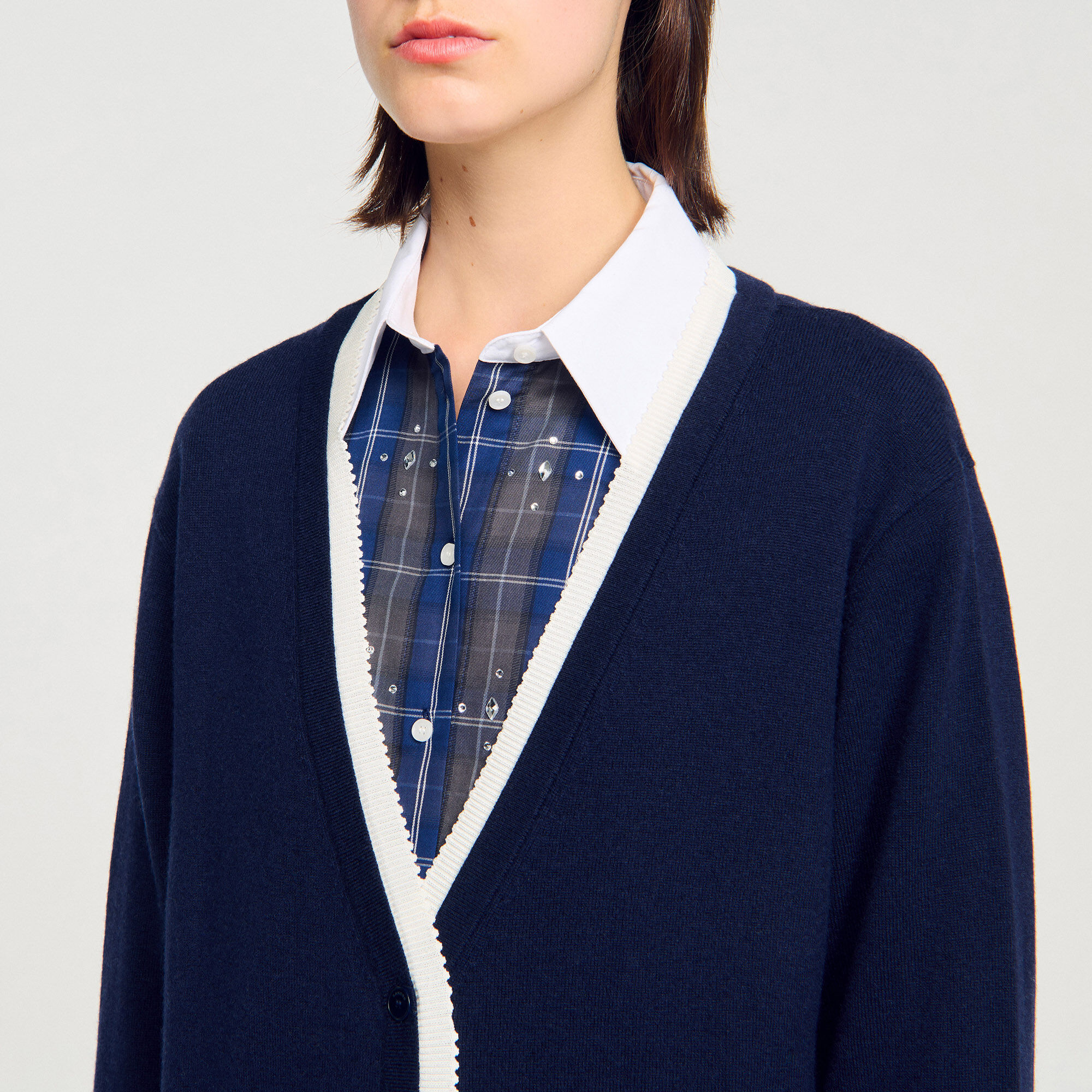 Langer zweifarbiger Cardigan