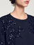 T-Shirt mit Perlendetails