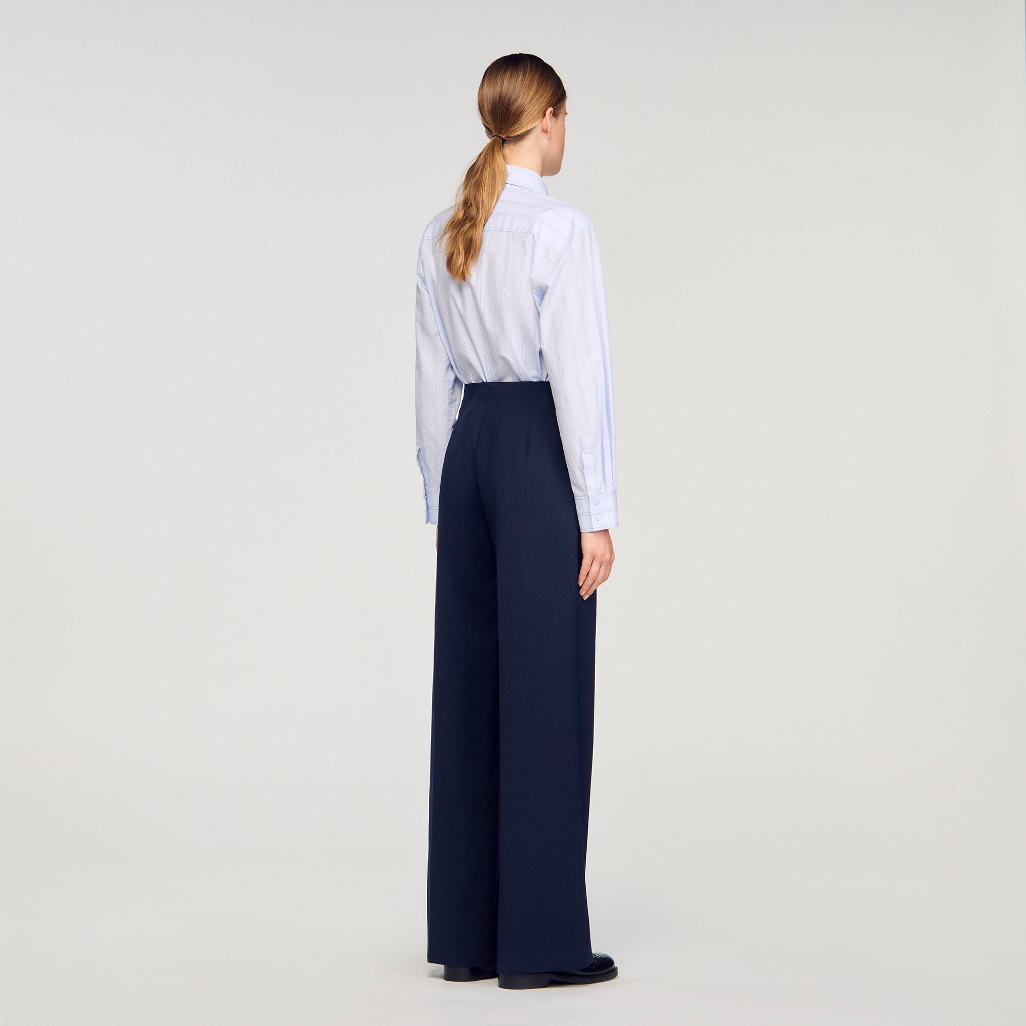 Asymmetrische gerade Hose