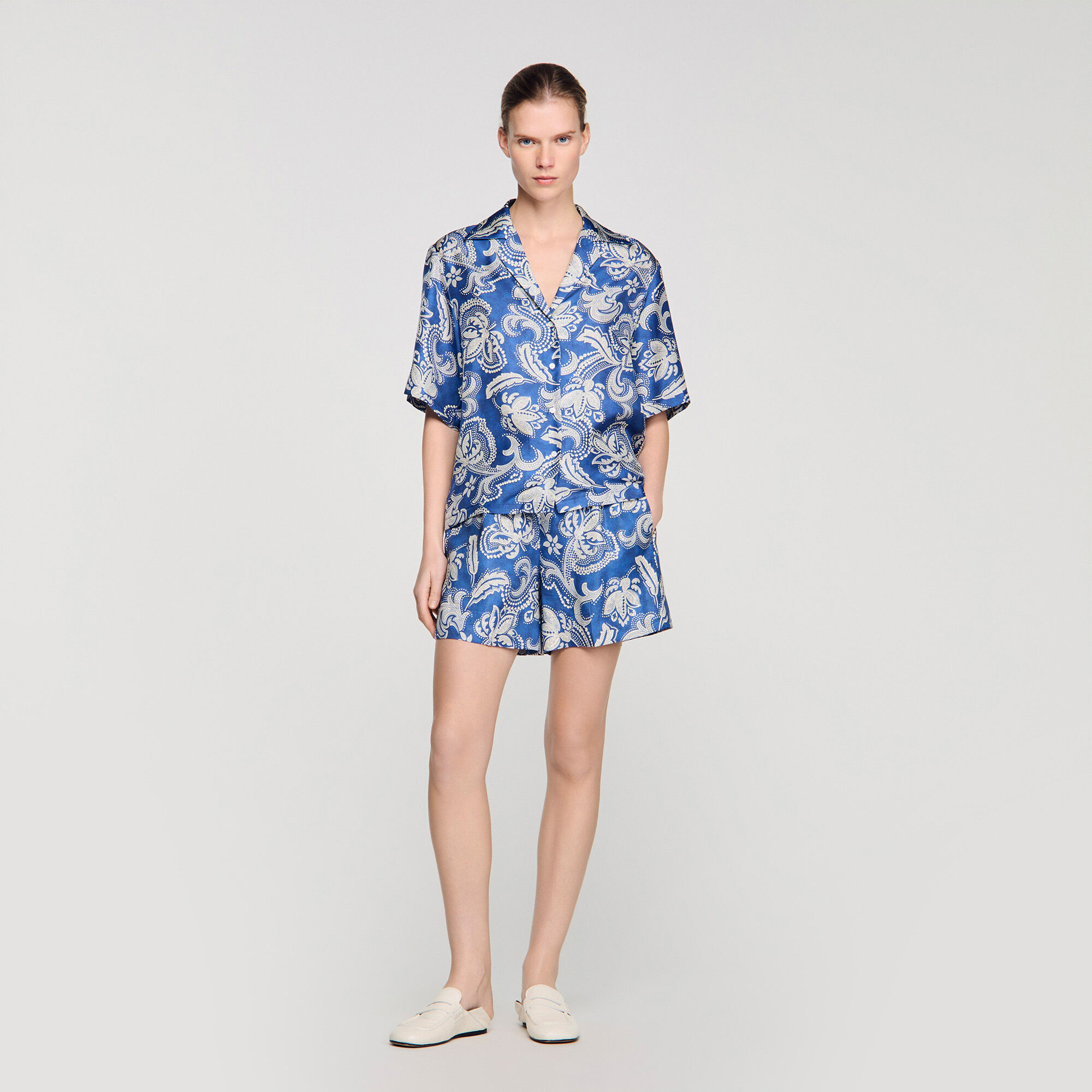 Kurze Shorts mit Blumenprint