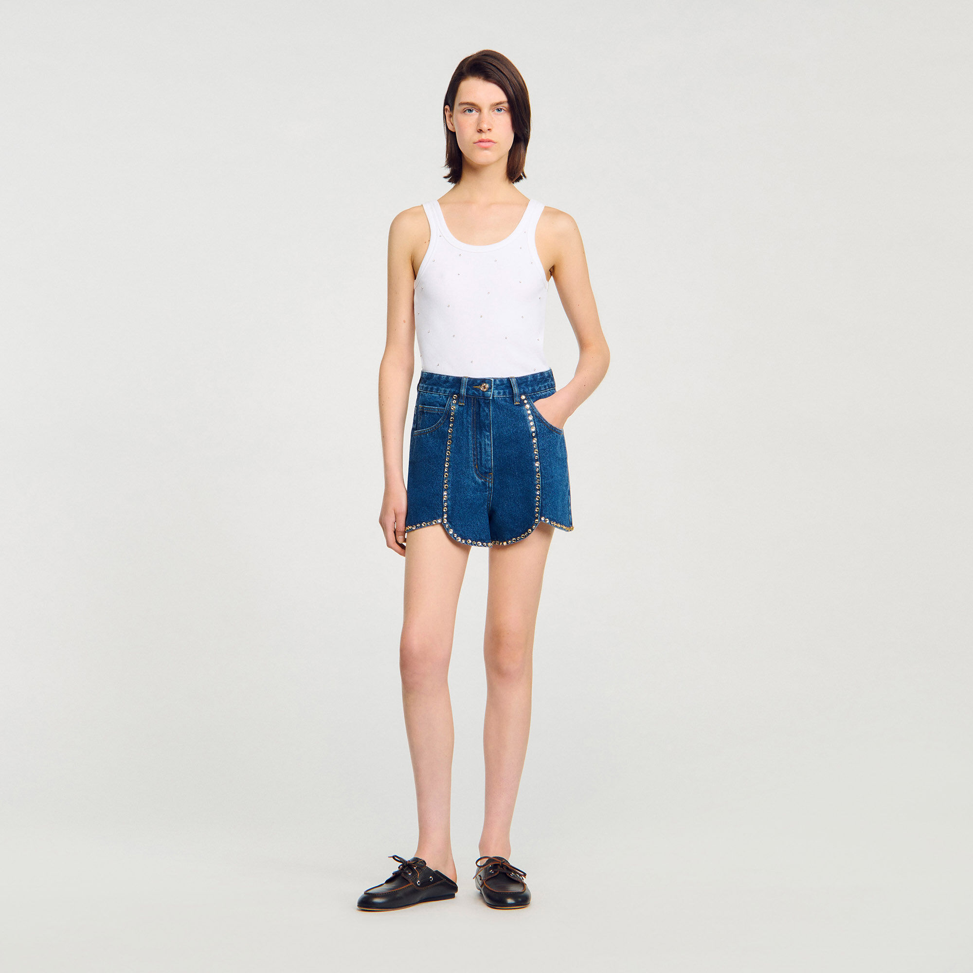 Jeansshorts mit Strass
