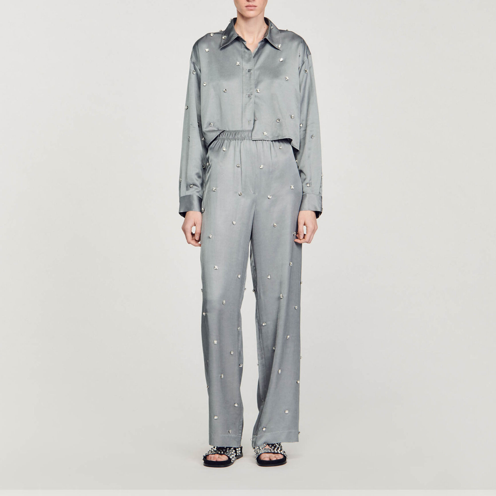 Satinhemd mit Strass-Verzierung