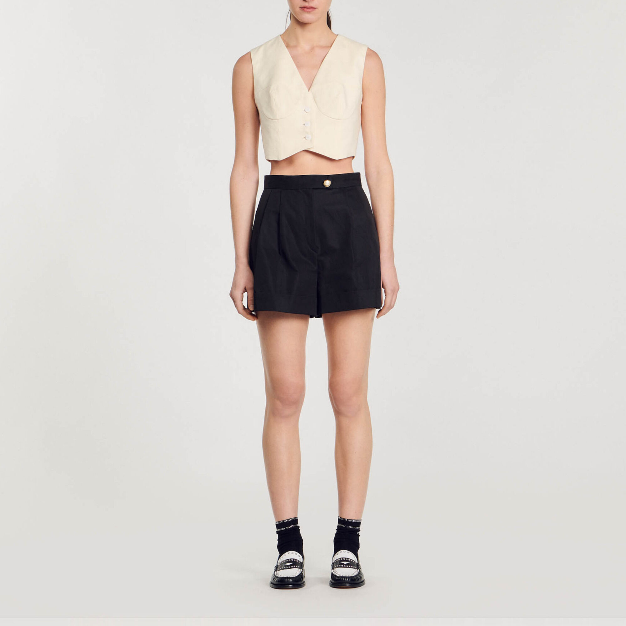 Shorts aus Gabardine-Stoff