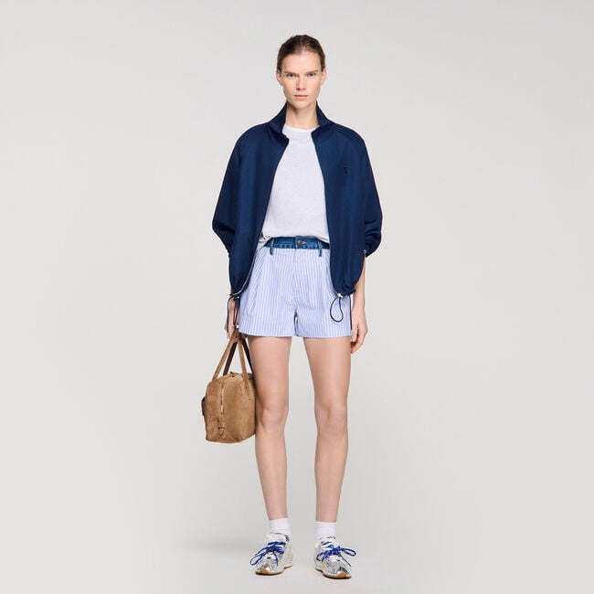 Gestreifte Shorts mit Denim-Details