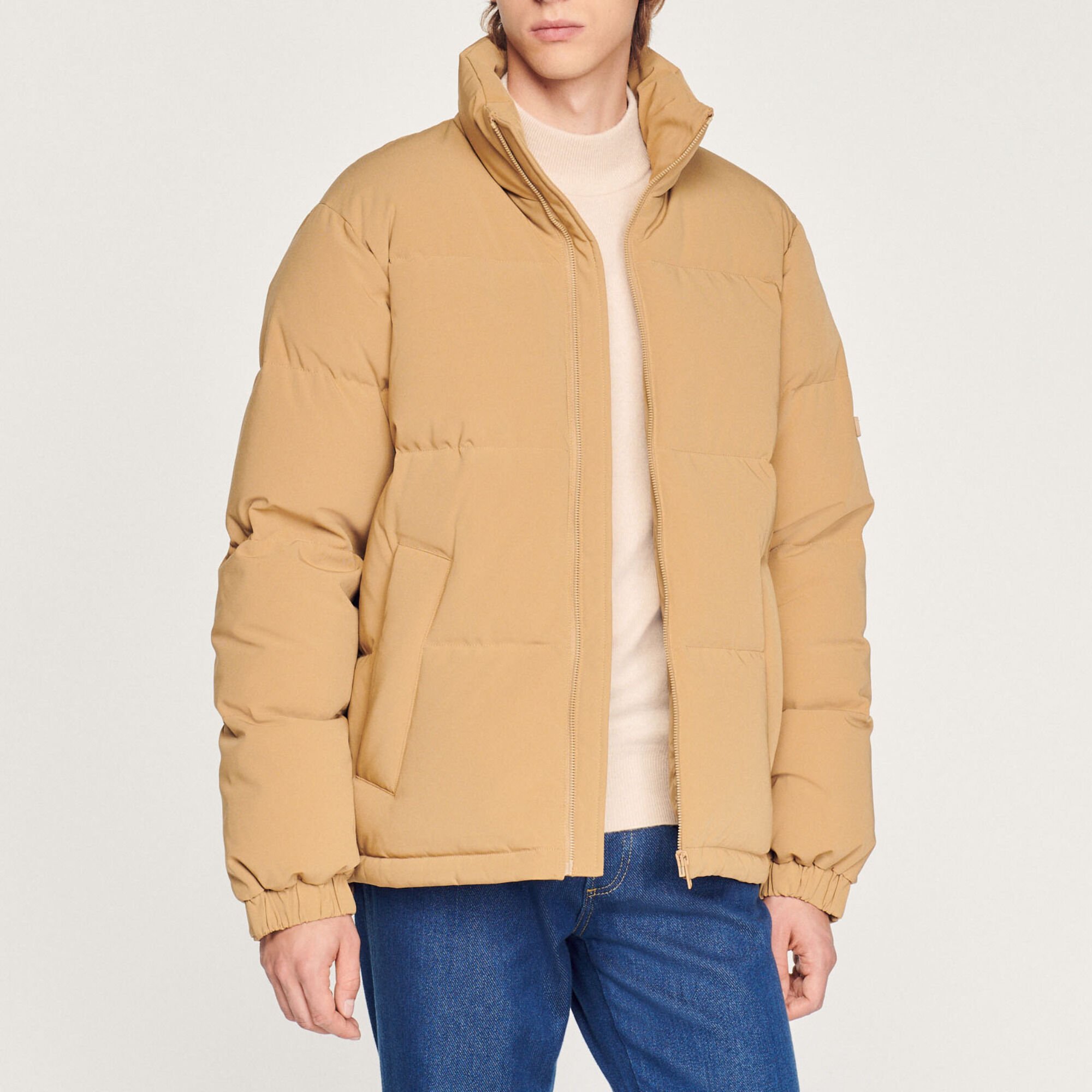 Oversize-Daunenjacke aus Technikgewebe