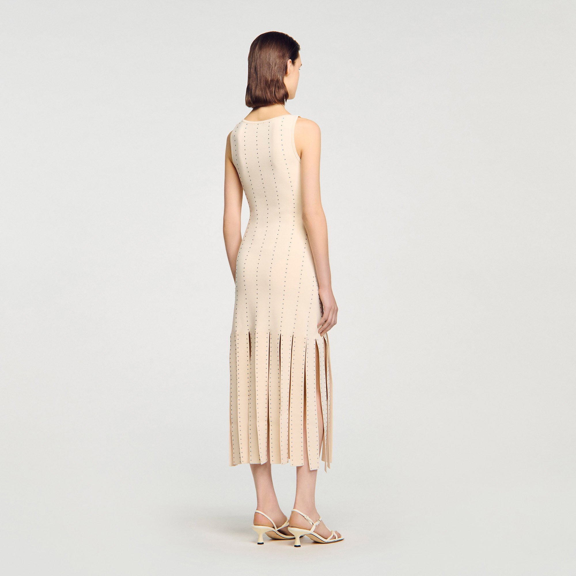 Langes Strickkleid mit Fransen