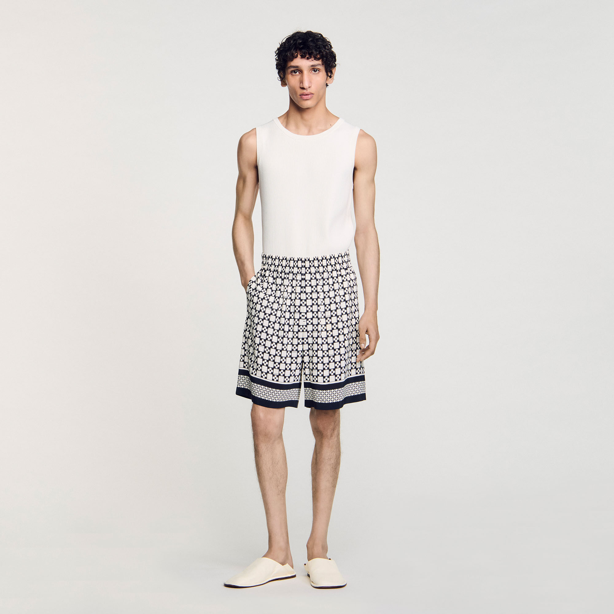 Fließende Bermudashorts mit Print