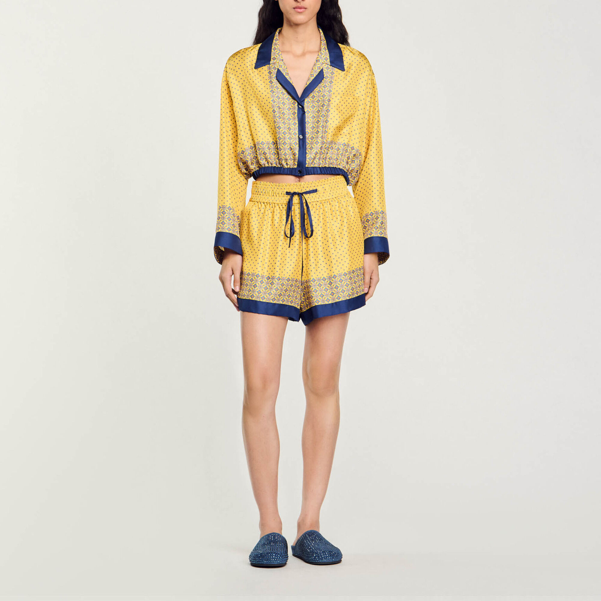 Flie&szlig;ende Shorts mit Print - Damen | Sandro