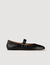 Ballerinas aus Lackleder