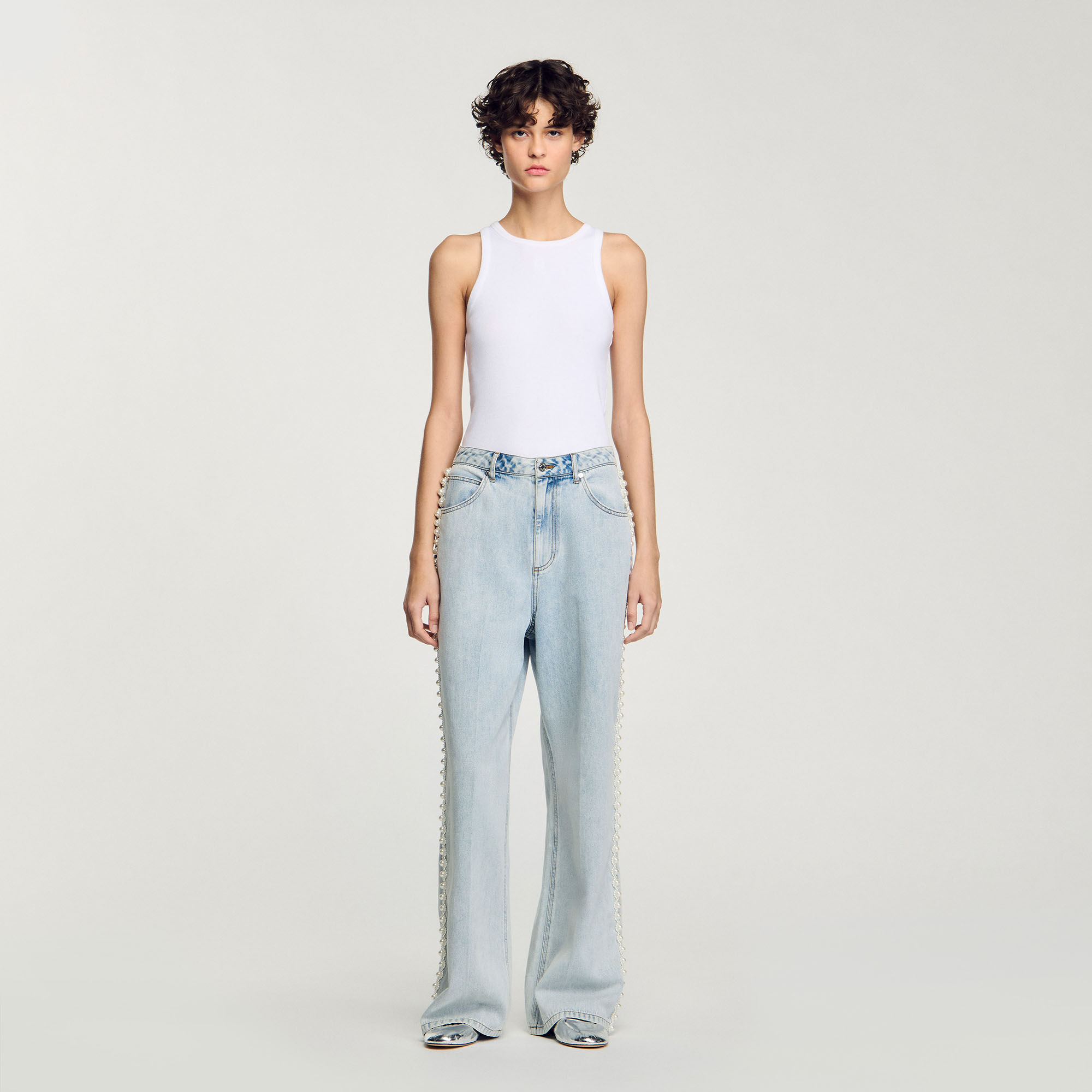 Jeans mit Perlenbesatz