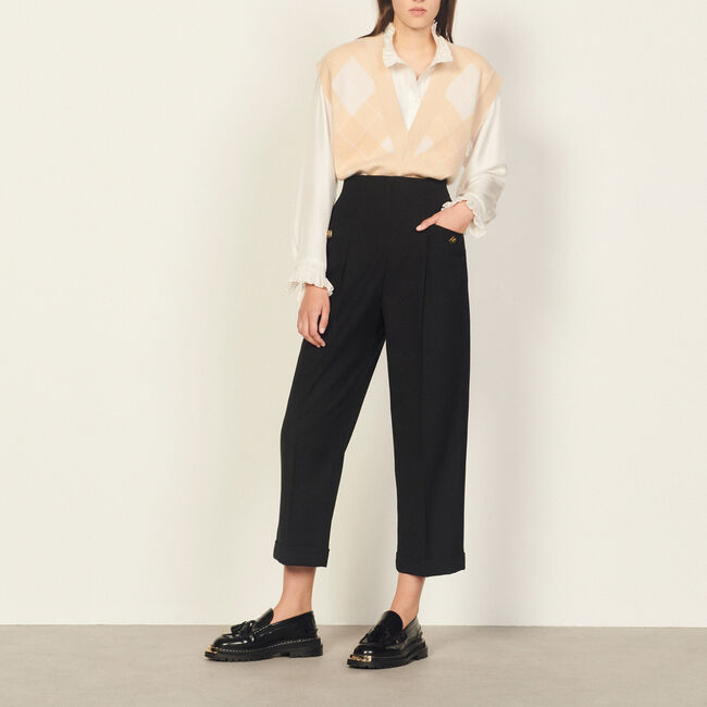 Hose mit hoher Taille