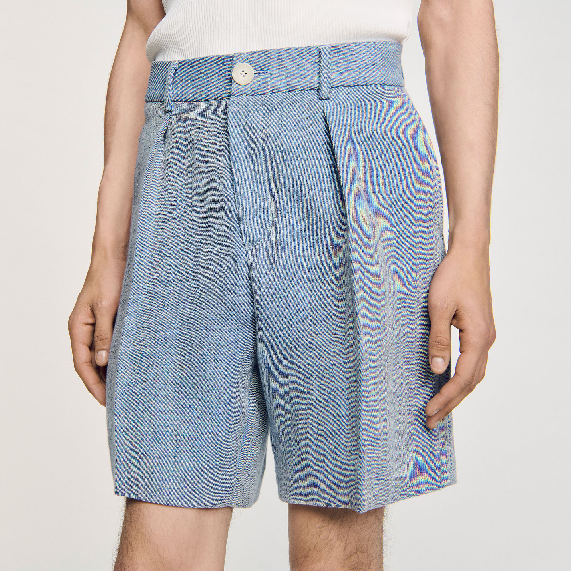 Shorts mit Falte