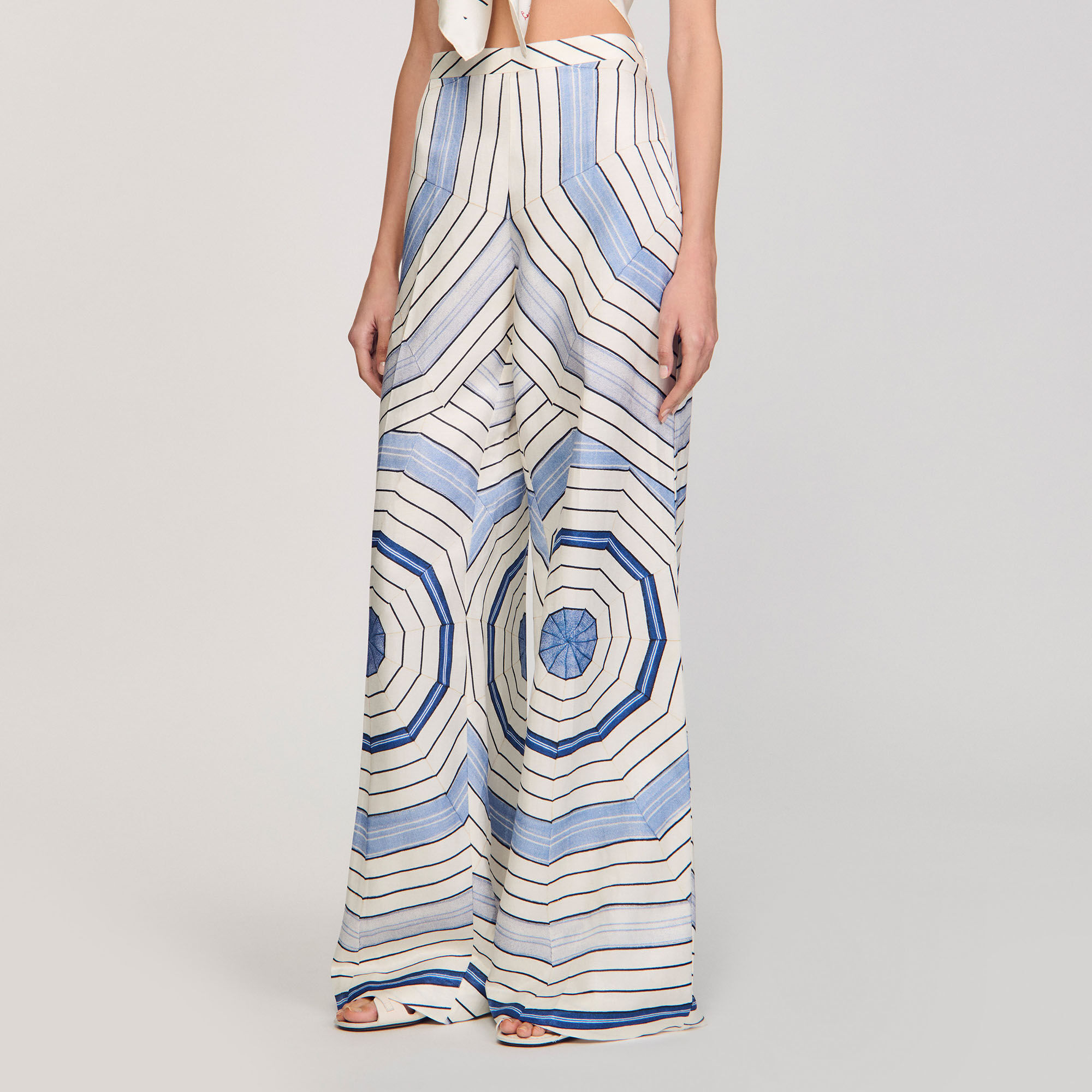 Weite Hose mit Spiralendruckmuster