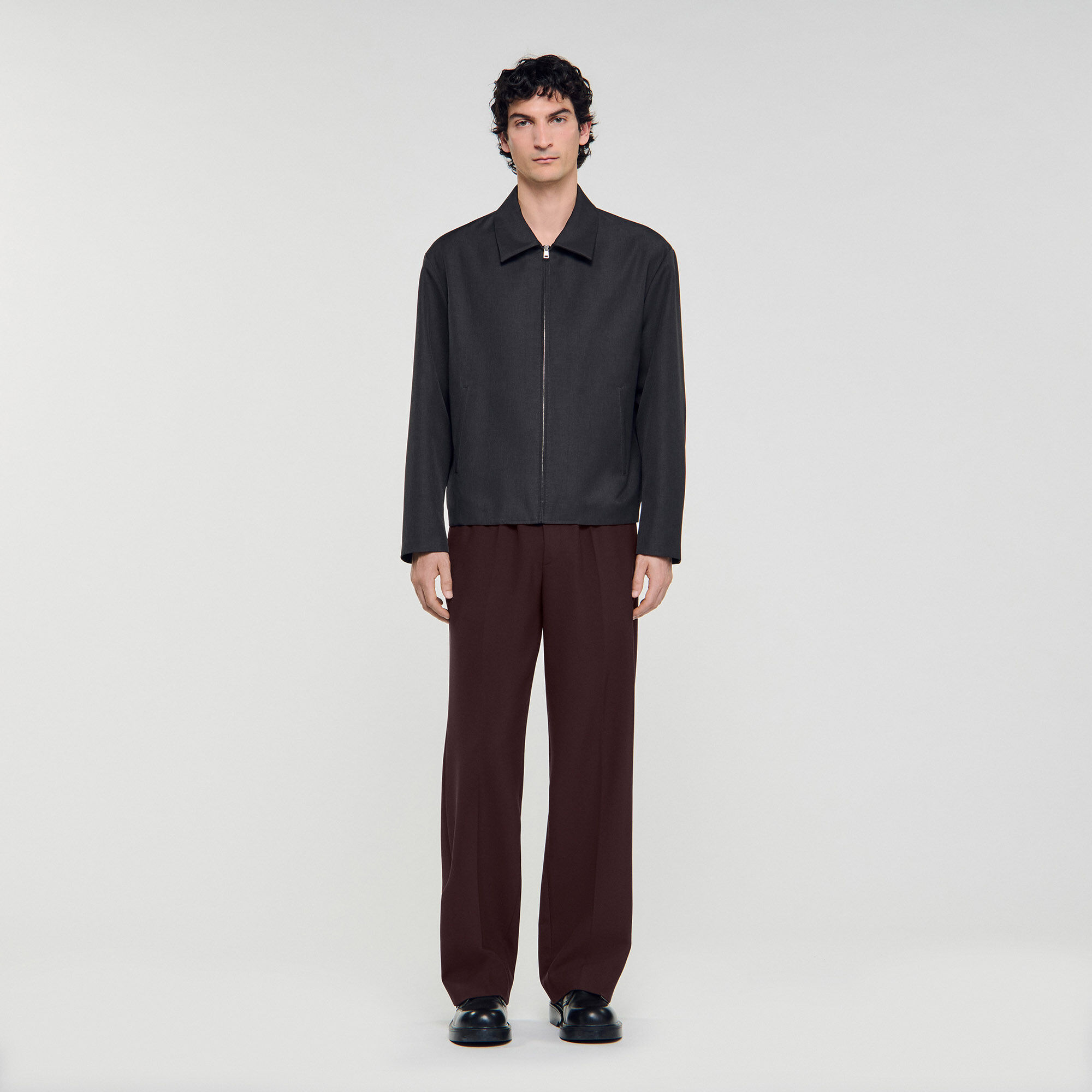 Jacke aus technischem Material Jacke aus technischem Material