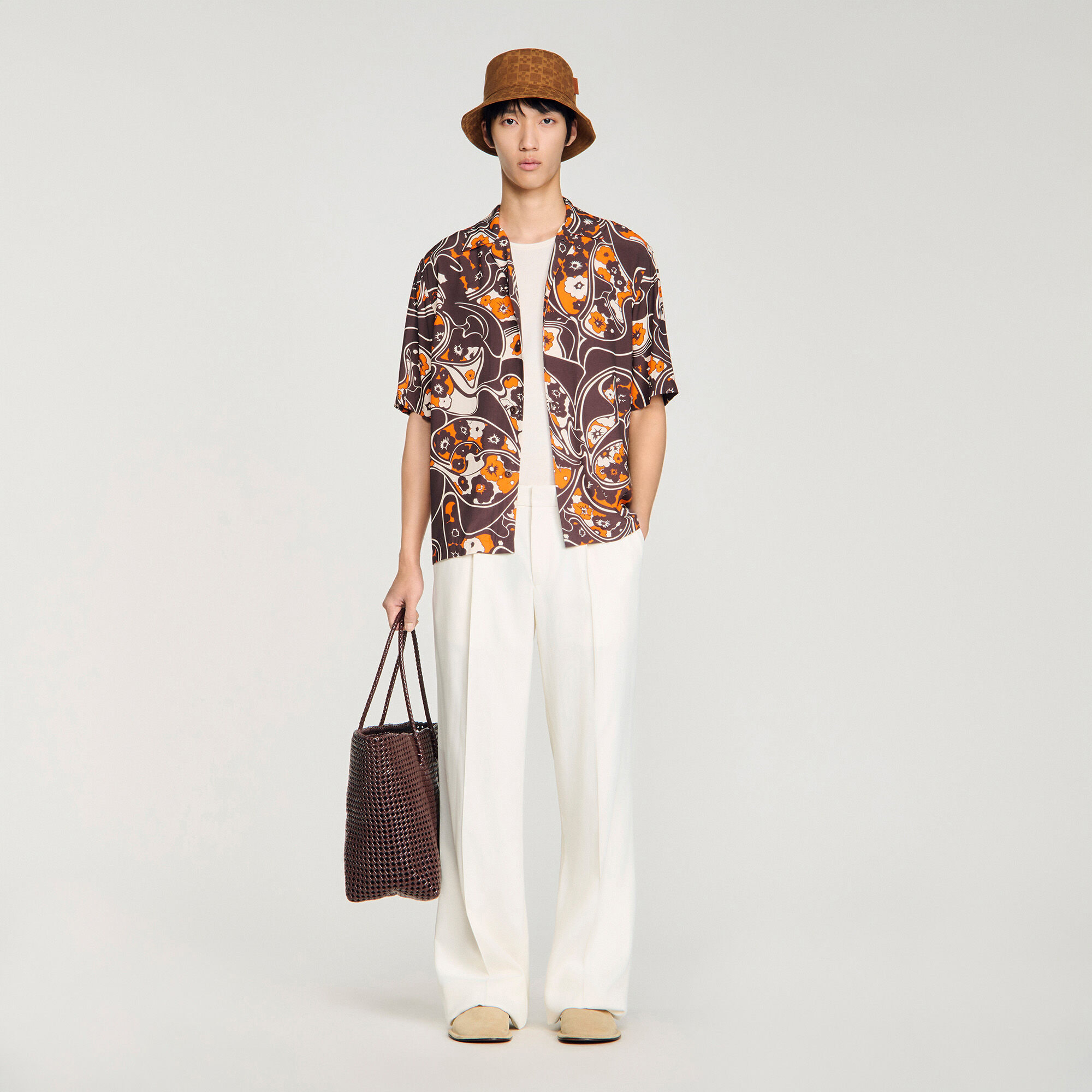 Bedrucktes Hemd mit Haifisch-Kragen