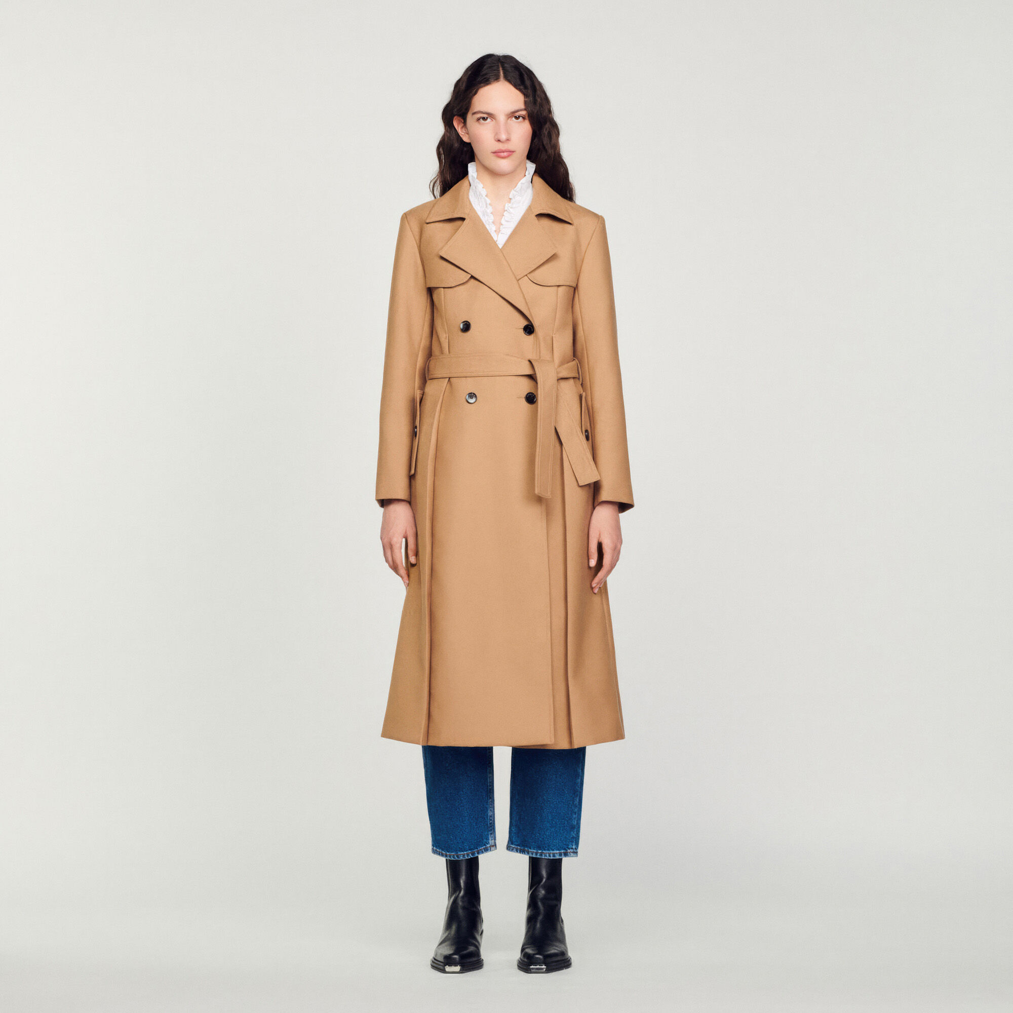 Langer Mantel im Trenchcoat Stil