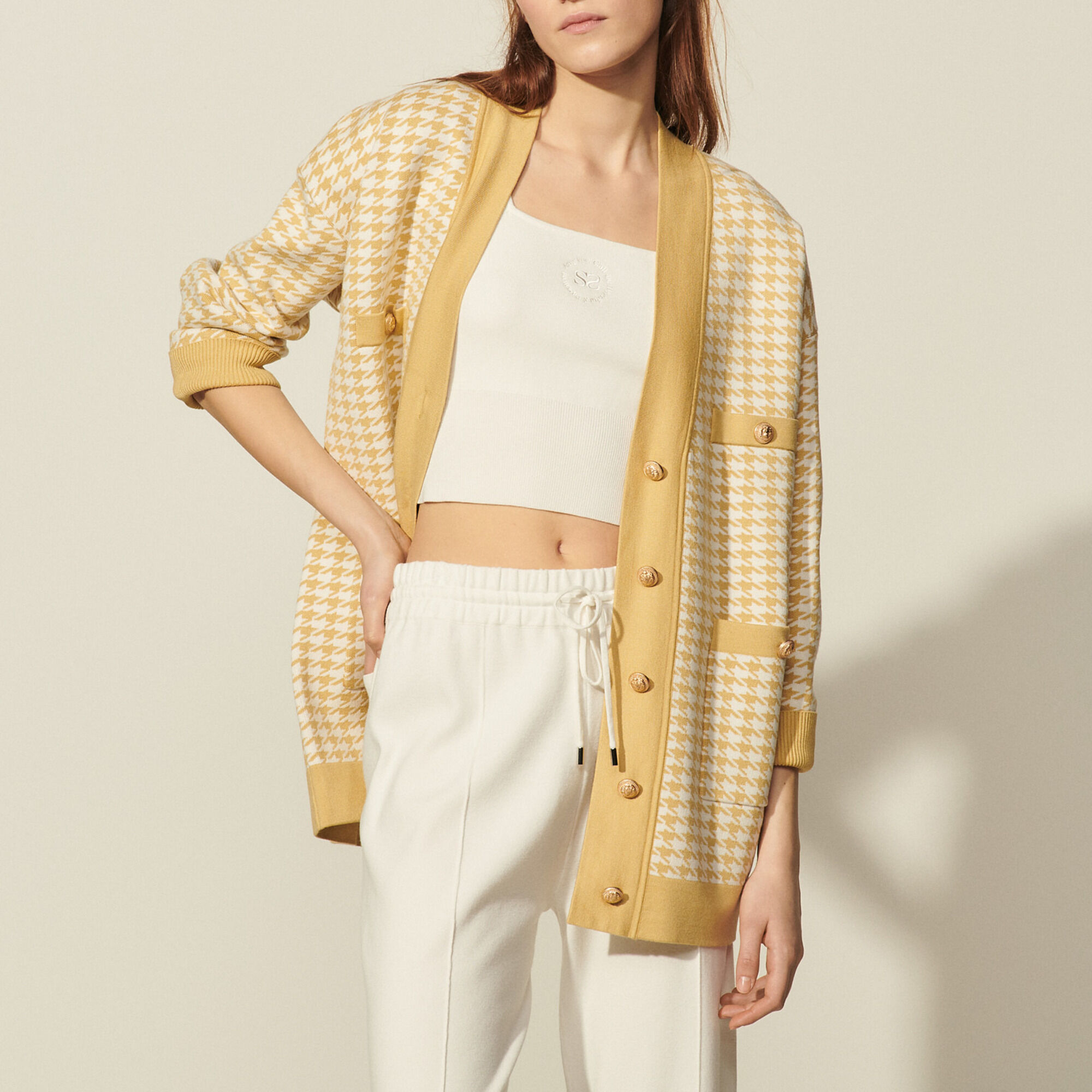 Sandro Houndstooth Pattern Coatigan In Ecru / Straw